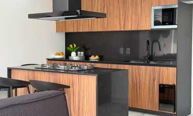 Amplio departamento de 3 recamaras en venta en Versalles, Puerto Vallarta