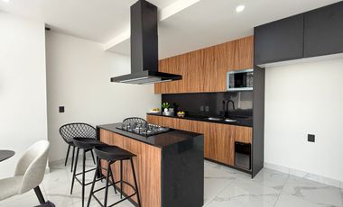 Amplio departamento de 3 recamaras en venta en Versalles, Puerto Vallarta