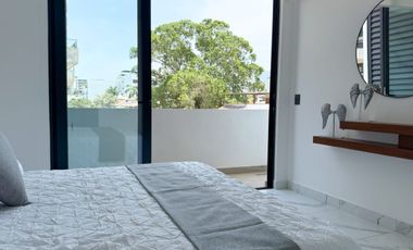 Amplio departamento de 3 recamaras en venta en Versalles, Puerto Vallarta