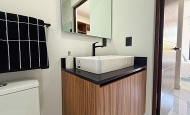 Amplio departamento de 3 recamaras en venta en Versalles, Puerto Vallarta