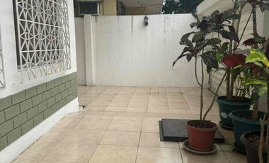 KENNEDY NUEVA VENDO CASA RENTERA EN PEATONAL CERRADA CON SEGURIDAD