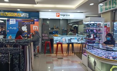 IITC FATMAWATI DIJUAL MURAH LT DASAR NO D 138, 1 KIOS STRATEGIS SEBELAH TOKO DEKAT ESCALATOR DAN LIFT DAN HALL BESAR