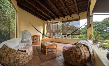 VENTA DE CASA CON BUNGALOW EN SANTA MARIA AHUACATITLAN