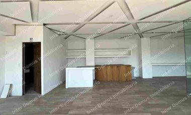 Excelente oportunidad comercial, local en plaza sobre avenida en Metepec