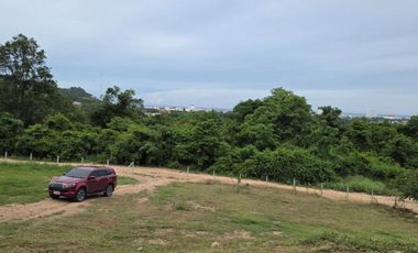 Sea View 4 Rai (6400 sq.m.) Land Plot near mountain for Sale at Huahin Soi 88, Price 8 M Baht per rai