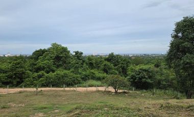 Sea View 4 Rai (6400 sq.m.) Land Plot near mountain for Sale at Huahin Soi 88, Price 8 M Baht per rai