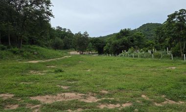 Sea View 4 Rai (6400 sq.m.) Land Plot near mountain for Sale at Huahin Soi 88, Price 8 M Baht per rai