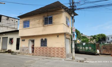 MARTHA DE ROLDOS DOS PLANTAS , SUITHE Y LOCAL