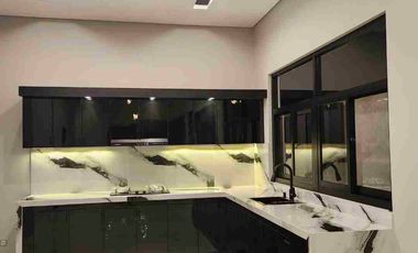 Rumah+Kolam renang 5Kt, 6Km, jl Kahuripan, Sumber, Banjarsari,Solo