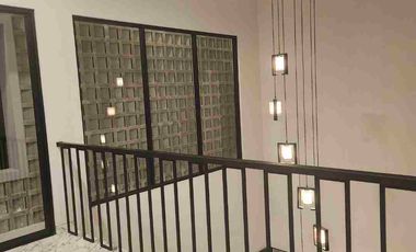 Rumah+Kolam renang 5Kt, 6Km, jl Kahuripan, Sumber, Banjarsari,Solo