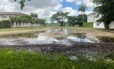 Venta de terreno en La Ribera de Batan