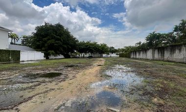 Venta de terreno en La Ribera de Batan