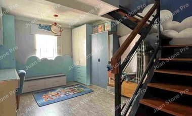 RUMAH MEWAH DEKAT PINTU TOL CISALAK,DEPOK.BANGUNAN KOKOH,HIGH CEILLING