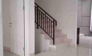 DISEWA / DIJUAL
RUMAH GREEN PURI UKURAN 8X15