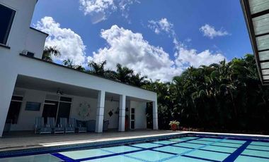 Casa Campestre de lujo Privada: un Refugio, exclusivo de naturaleza y hermosos acabados