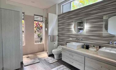 Casa Campestre de lujo Privada: un Refugio, exclusivo de naturaleza y hermosos acabados