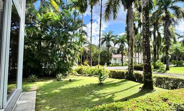 Casa Campestre de lujo Privada: un Refugio, exclusivo de naturaleza y hermosos acabados