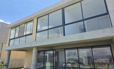 VENTA CASA CAMPESTRE RUITOQUE ALTO. CONJUNTO CASA MONTAÑA