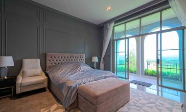 Luxury Golfside Vacation Residence – One of the Best-Located Units at Mövenpick My Ozone Khao Yai (Nusa My Ozone).  A rare 223 sq.m.
