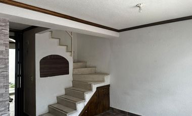 Se renta casa para oficina en Cofradia III, Cuautitlan Izcalli, Estado de México.