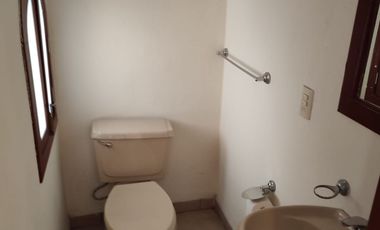 Preciosa Casa En Coto Pequeño Cerca Costco Sur