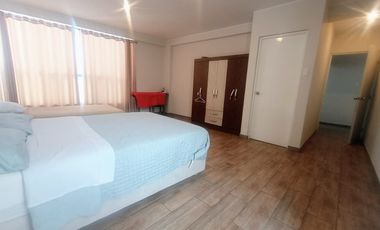 ALQUILO HERMOSA CASA DE 3 PISOS EN CHINCHA ALTA