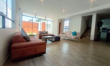 ALQUILO HERMOSA CASA DE 3 PISOS EN CHINCHA ALTA