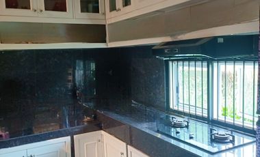 RUMAH 2,5 LT, SIAP HUNI, STRATEGIS