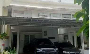 RUMAH 2,5 LT, SIAP HUNI, STRATEGIS