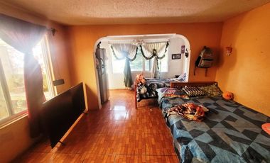 Casa amplia en Jardines de Morelos, 5 recamaras, acepto créditos