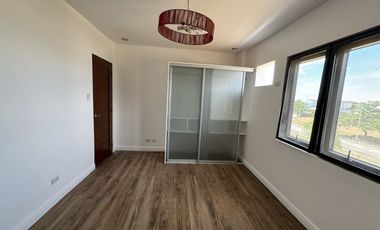 5 Bedroom 5BR Semi-Furnished House and Lot in Venare, Laguna