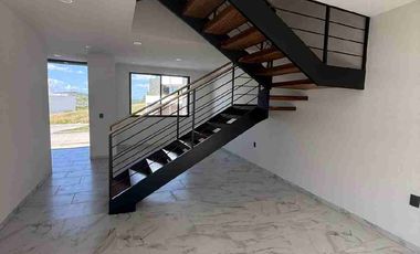 Casa Nueva en Venta en LomAlta en Ciudad Tres Marías