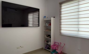 VENDO CASA EN CONDADO VICOLLINCI.
