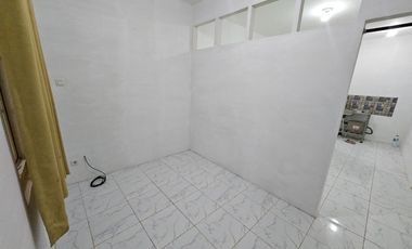 Kontrakan 2 Petak di Klender Jaktim, Dekat Stasiun dan Busway Klender