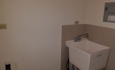 CASA DE RENTA EN BALBOA RESIDENCIAL