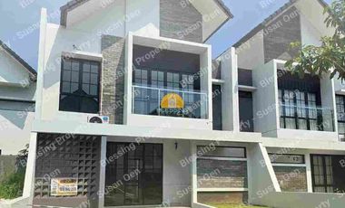 Rumah baru siap pakai dekat Unika BSB Semarang