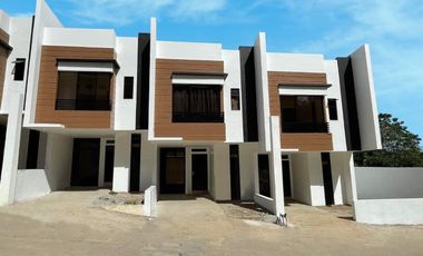 Overlooking 2 Storey Townhouses for sale near Marcos Highway and Sumulong Highway, Antipolo City