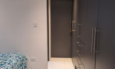 RECAMARA EN RENTA EN CASA DE UN MATRIMONIO