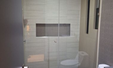 RECAMARA EN RENTA EN CASA DE UN MATRIMONIO