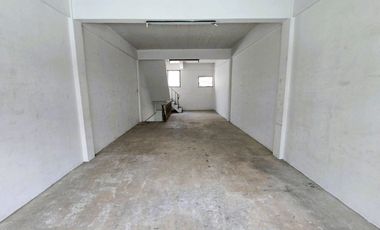 Rare Find in Bangkok! 3-Storey Townhouse for Just 2 Million+ THB in Great Condition! For Sale: Townhouse in Kwanthip Village, Phetkasem 69