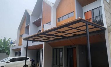 Rumah 2 Lantai baru di jual di Mustika jaya bekasi akses mobil bisa KPR