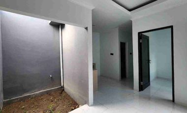 Rumah ready unit baru gress, harga 690 juta di Antasura, Denut dekat Living World