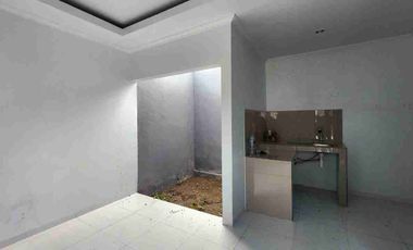 Rumah ready unit baru gress, harga 690 juta di Antasura, Denut dekat Living World