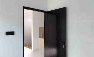 Rumah ready unit baru gress, harga 690 juta di Antasura, Denut dekat Living World