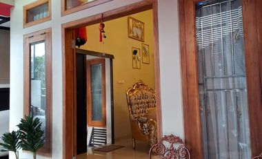 RUMAH FULL FURNISHED MURMER SIAP HUNI DI KANIGORO – TINGGAL BAWA KOPER, PRAKTIS, NYAMAN, BERNILAI TINGGI