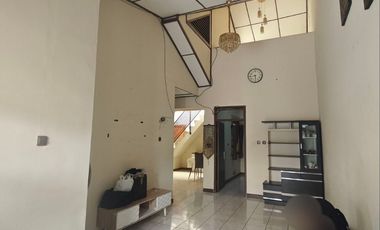 rumah murah area antapani posisi hook jalan 2 mobil