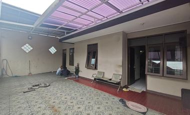 rumah murah area antapani posisi hook jalan 2 mobil