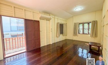 Rare Find in Ekkamai! Spacious Single House in the Heart of Sukhumvit – Below Market Price