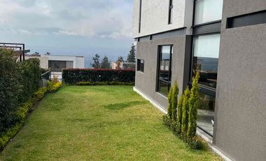 casa moderna 1 año de construcción