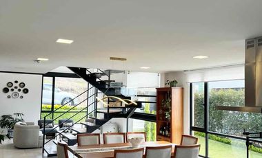 casa moderna 1 año de construcción